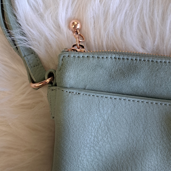 Sm Lauren Conrad crossbody - Picture 5 of 8